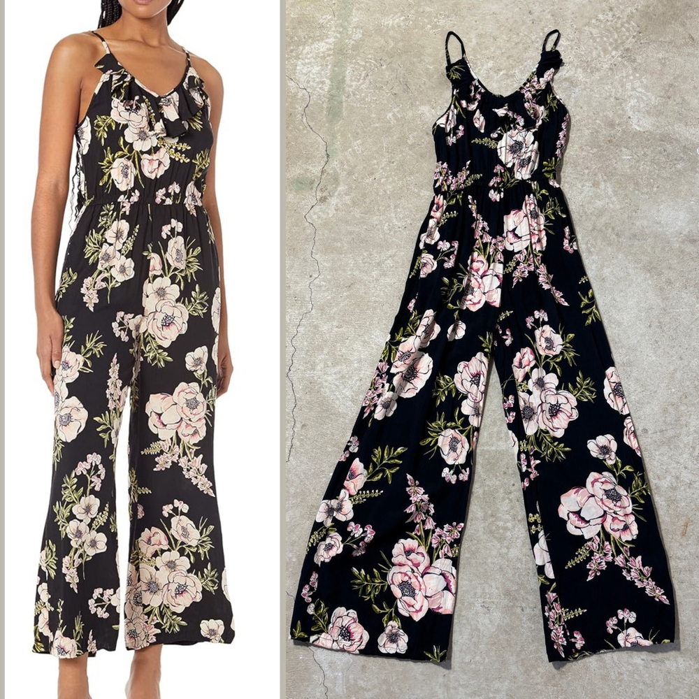 Angie Jumpsuit Women’s Medium Black Pink Floral Spaghetti Strap Ruffle Pockets